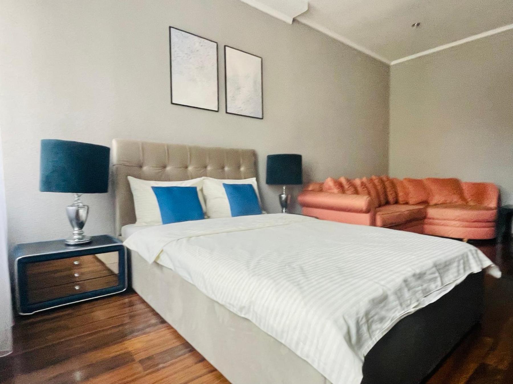 Куліша 41, Помешкання В Центрі Біля Тц Форум Appartement Lviv Buitenkant foto
